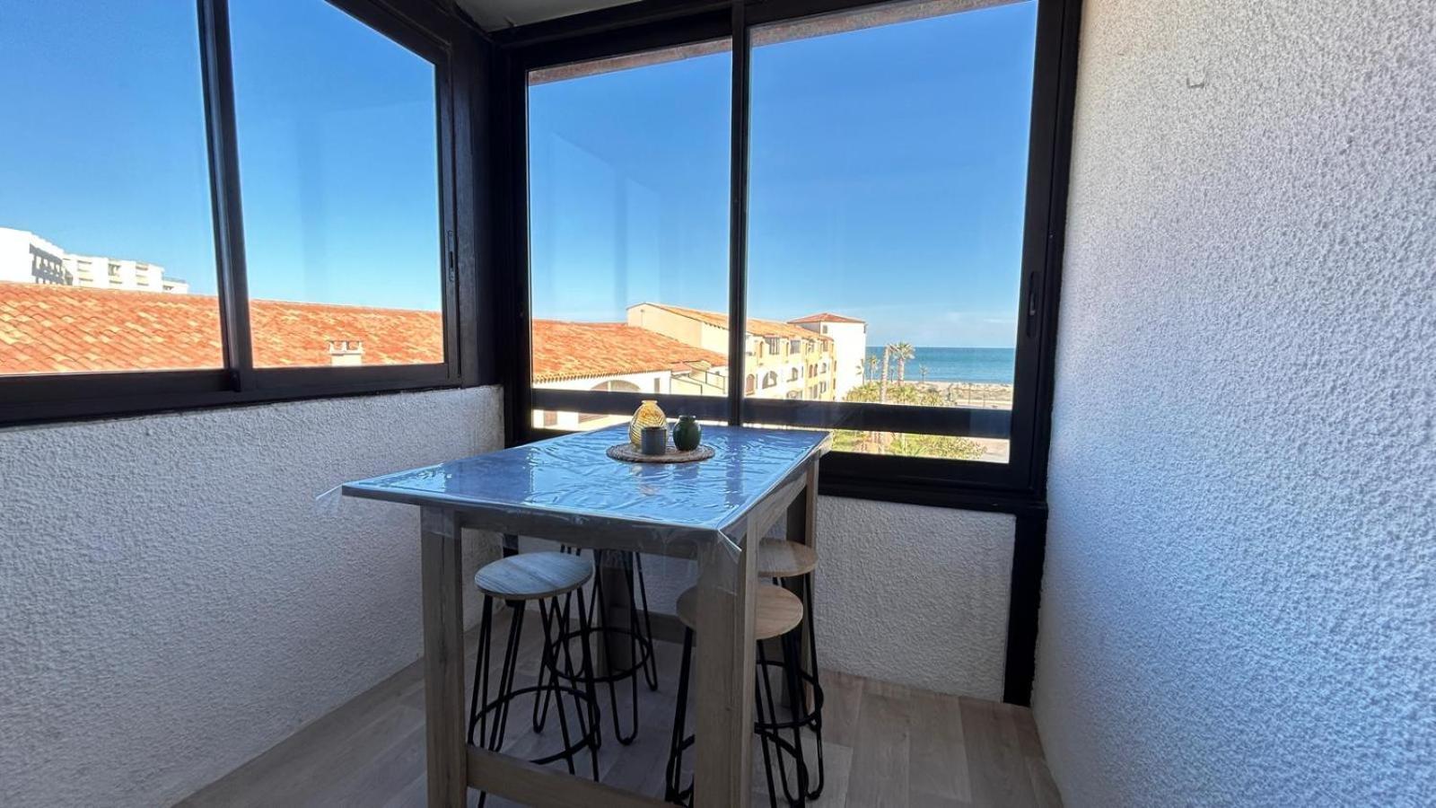 Appartement Le Barcares Avec Vue Sur Mer De Type T2 Location Arrivee A Partir De 15H Depart Maximum A 11H Location Du Samedi Au Samedi Juillet Et Aout Eksteriør bilde